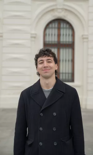 Profile picture for user 5i9TlLRl