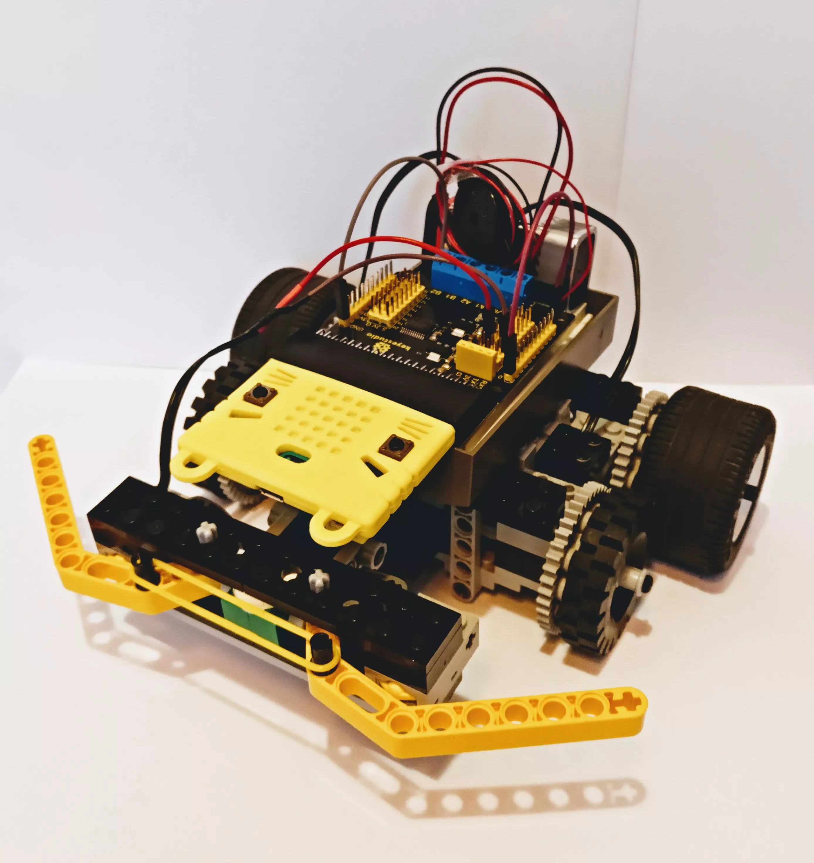 Robo4girls_erster_funktionsfaehiger_Prototyp