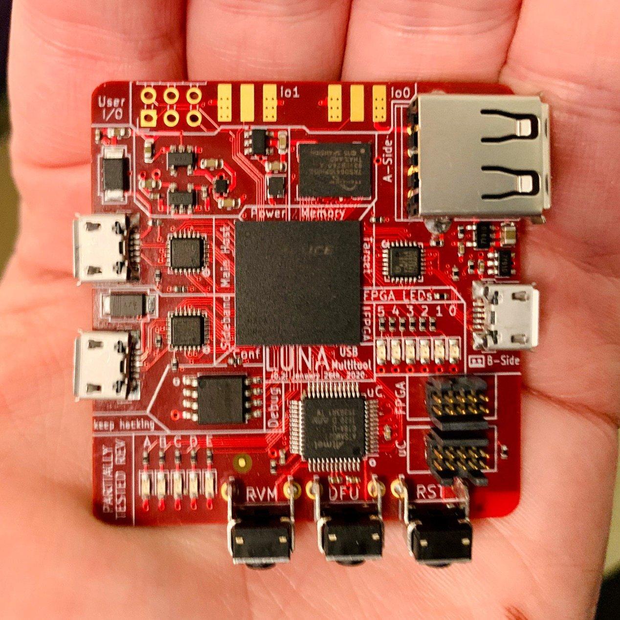 Luna FPGA board