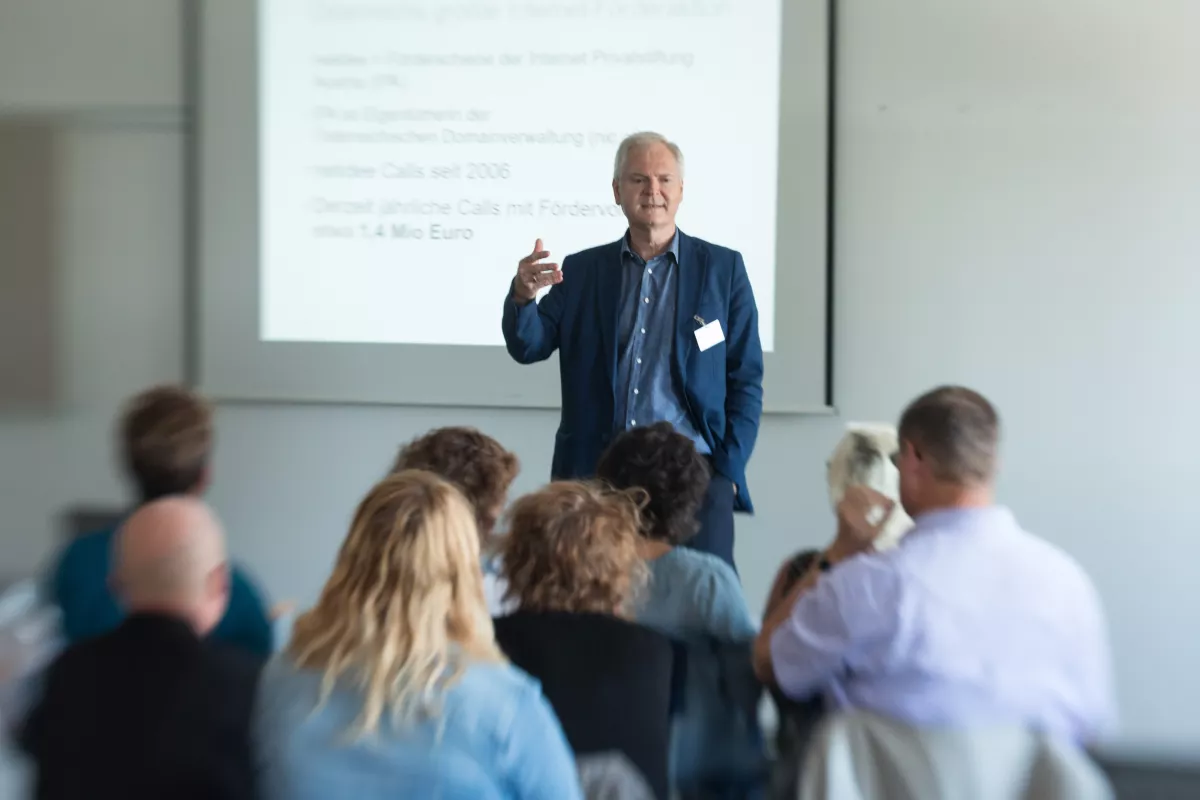 ISPA Vorstand Ernst Langmantel am Ars Electronica