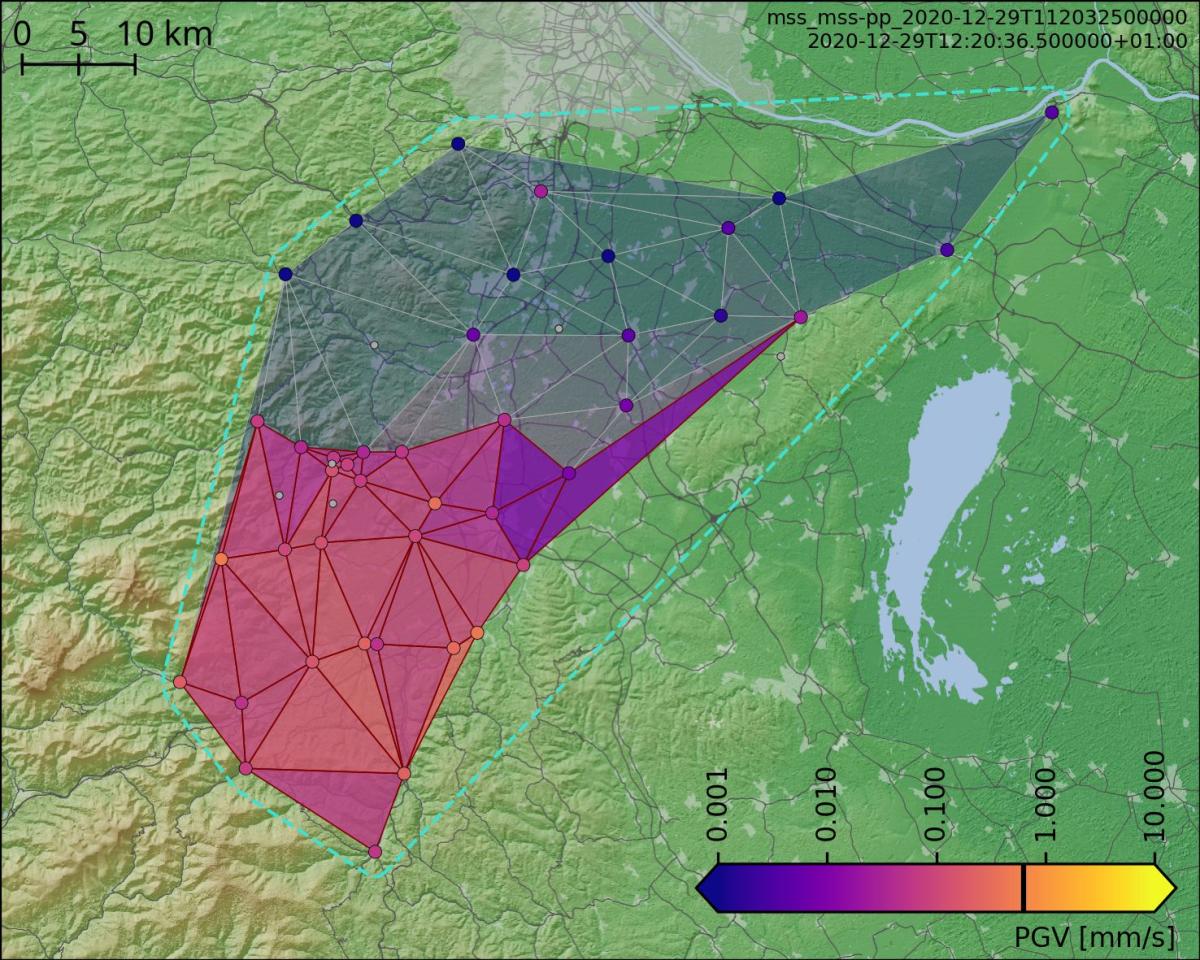 Topographische Karte des MSS Netzwerks mit den Delaunaydreiecken des Detektionsalgorithmus.