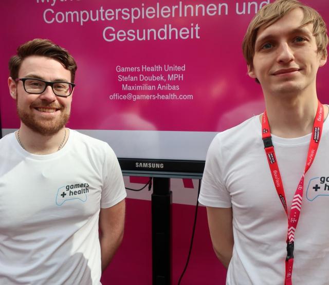 Stefan Doubek und Maximilian Anibas in der eSports.at Area