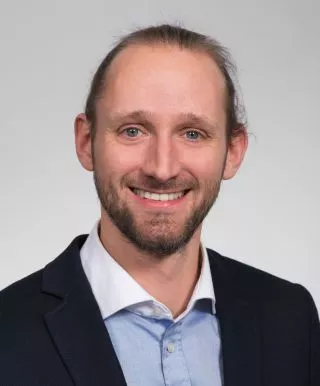 Profile picture for user matthias.zeppelzauer