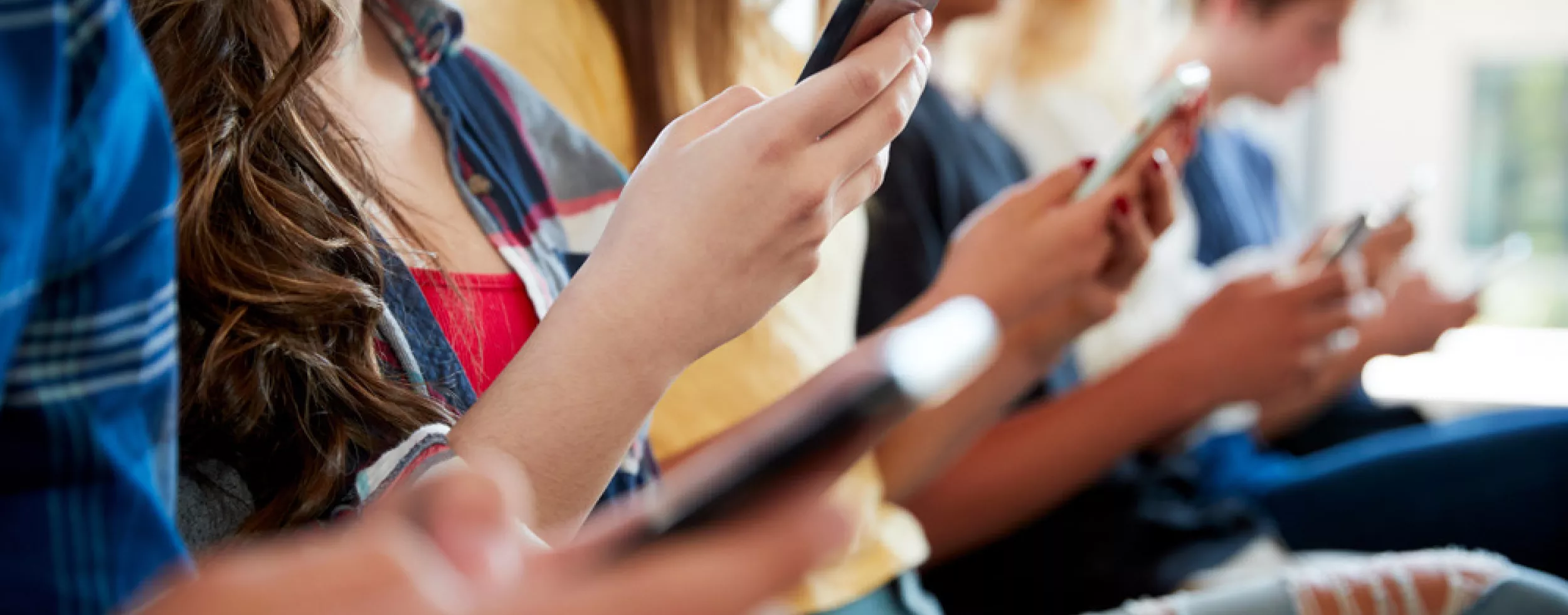 Jugendliche auf Discord